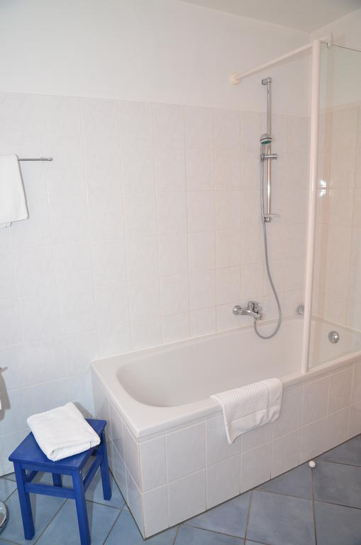 Landhotel Gemeindeschaenke Wanfried Ruang foto